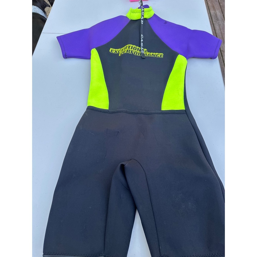 Casad Exceptional Performance Wetsuit‎ Black Purple Neon Green Shorty Medium
